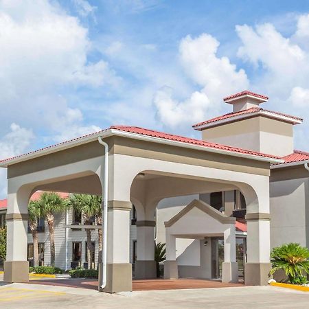 Days Inn By Wyndham Galliano La Bagian luar foto