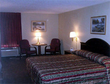 Days Inn By Wyndham Galliano La Bagian luar foto